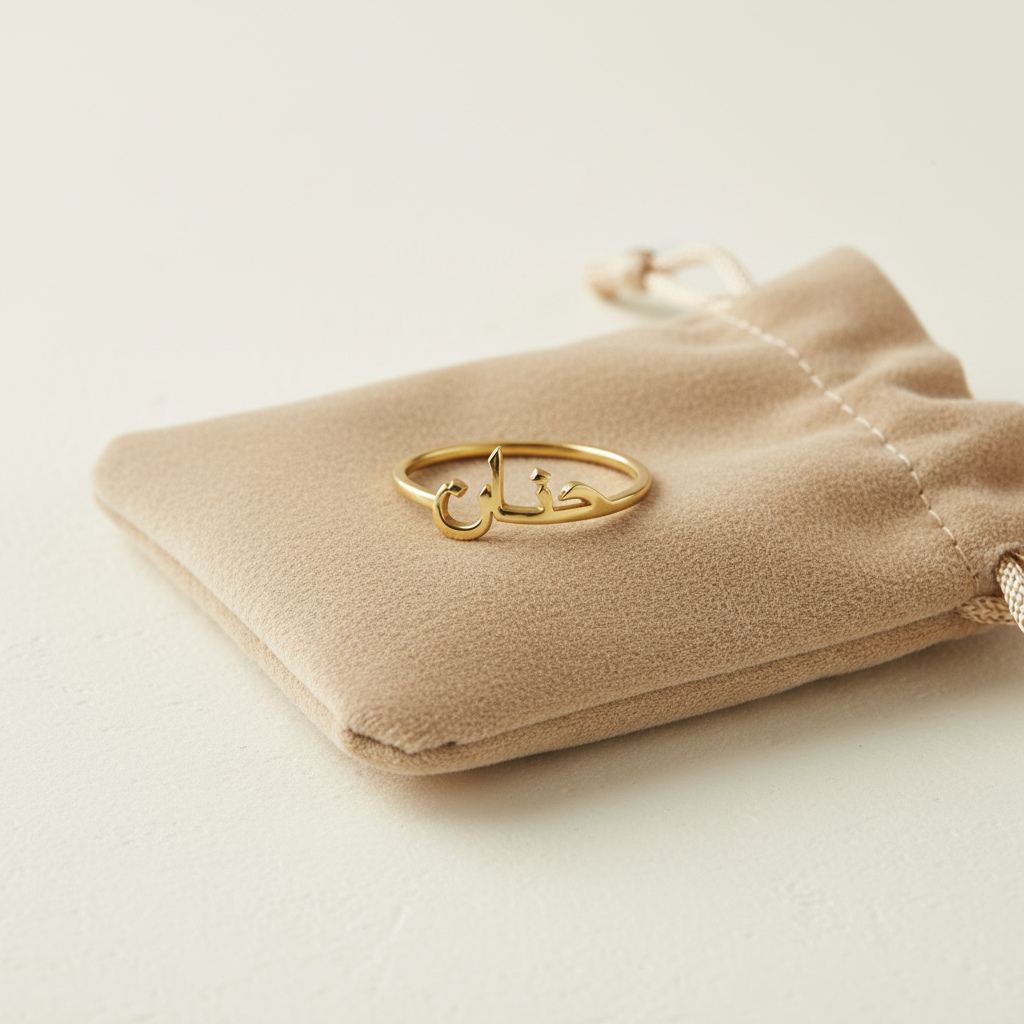 Bague Torya sur pochette velours beige