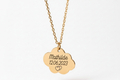 Collier nuage fleur Mathilde fond blanc